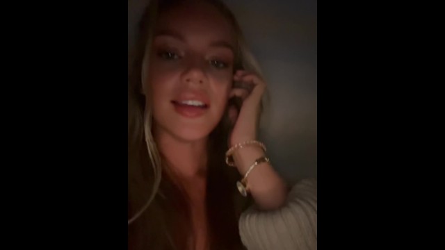 Swedish OnlyFans model has sex with stranger/fan in hotel (Svensk)